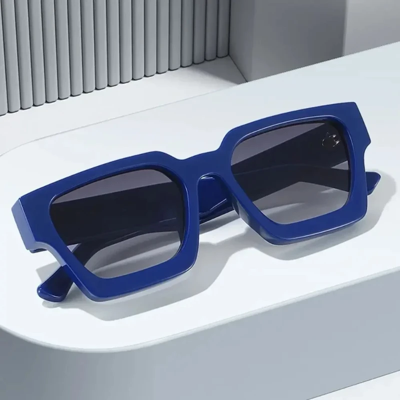 Fashionable Thick Frame Sunglasses Trendy Square Retro Ins Style Women Sun Glasses UV400 Protection
Fashionable Thick Frame Sunglasses Trendy Square Retro Ins Style Women Sun Glasses UV400 Protection