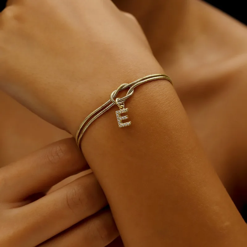 AZ 26 Letter Knotted Snake Bone Bracelet Stainless Steel Fashion Couple Bracelet Infinity Jewelry Friends Luxury Rose 2025 New
AZ 26 Letter Knotted Snake Bone Bracelet Stainless Steel Fashion Couple Bracelet Infinity Jewelry Friends Luxury Rose 2025 New