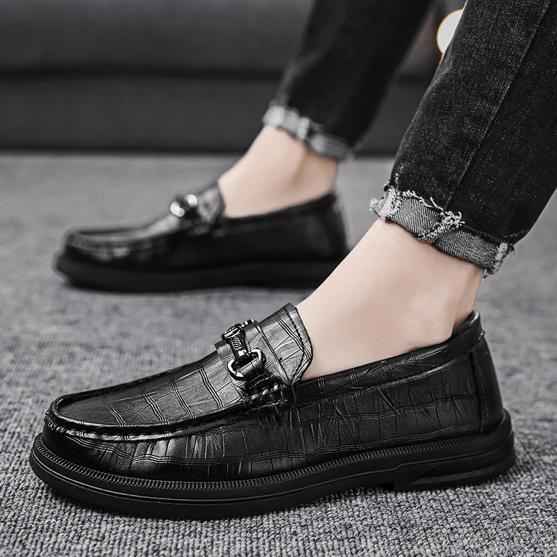 Men Leather Casual Shoes 2023 Autumn Comfortable Soft Fashion Loafers British Breathable Leather Men Dress Zapatillas Hombre
Men Leather Casual Shoes 2023 Autumn Comfortable Soft Fashion Loafers British Breathable Leather Men Dress Zapatillas Hombre