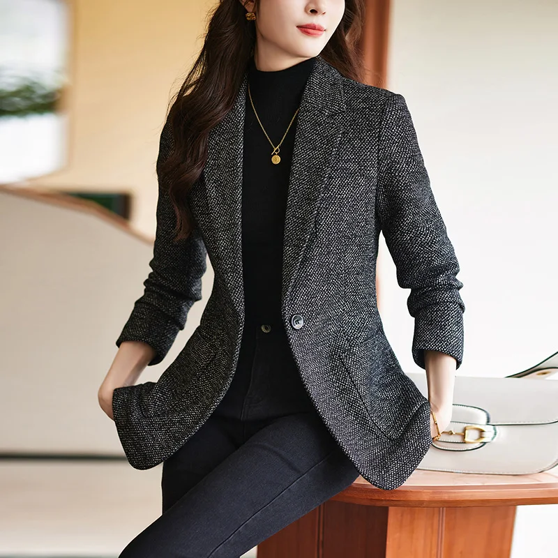 Women's Thick Woolen Suit Jacket Autumn and Winter Korean-style Commuting Blazer Coat Simple All-match Casual Slim-fit Suit Top
Women's Thick Woolen Suit Jacket Autumn and Winter Korean-style Commuting Blazer Coat Simple All-match Casual Slim-fit Suit Top