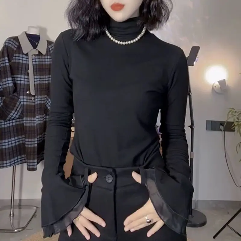 Elegant Women Long Sleeve Turtleneck Blouse With Flare Sleeves And Spliced Design Slim Fit Office Lady Style Spring Autumn Wear
Elegant Women Long Sleeve Turtleneck Blouse With Flare Sleeves And Spliced Design Slim Fit Office Lady Style Spring Autumn Wear
