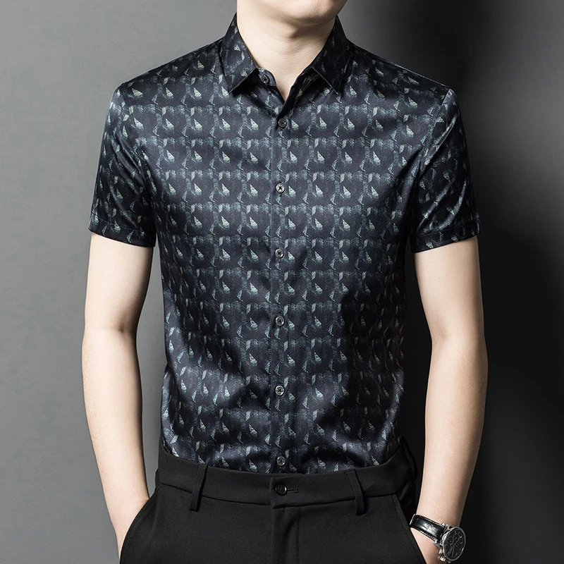 HT5402 Casual Print Silk Shirts For Men Short Sleeve Coolness Icy Summer Quality Soft Comfortable Anti-Wrinkle Camisas De Hombre
HT5402 Casual Print Silk Shirts For Men Short Sleeve Coolness Icy Summer Quality Soft Comfortable Anti-Wrinkle Camisas De Hombre