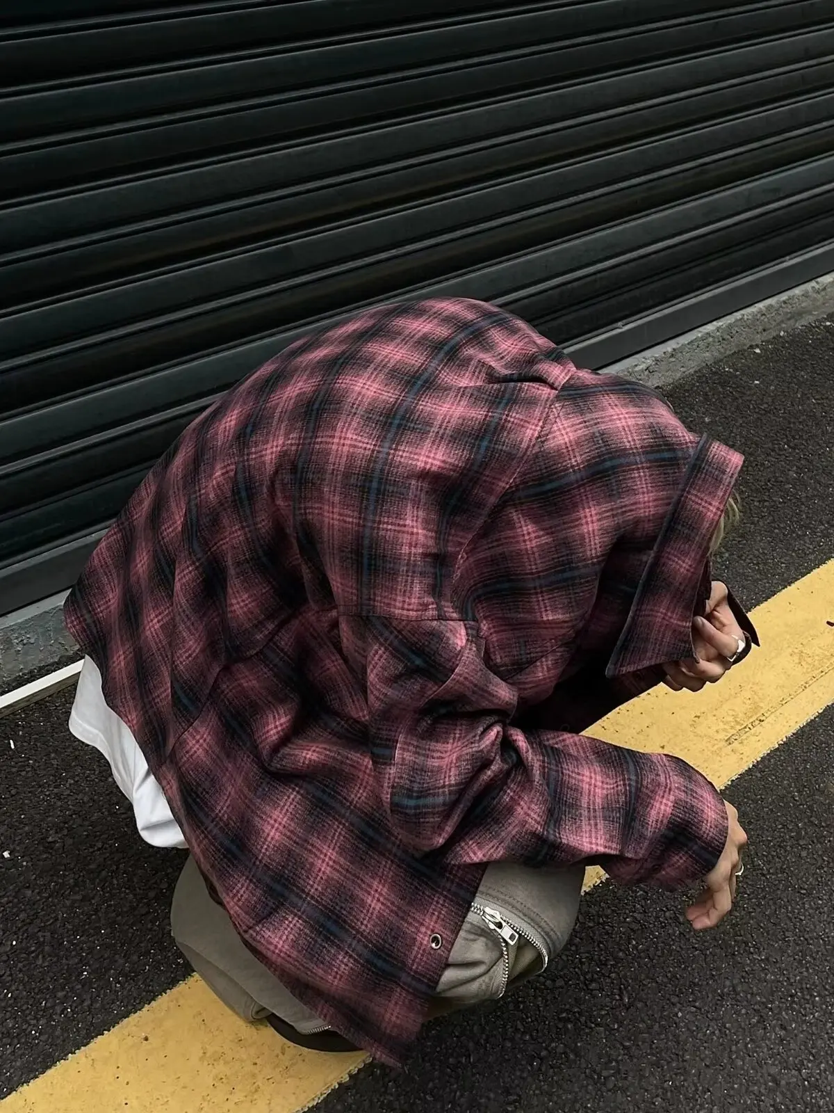 Retro American adient Plaid Loose irt Men Women Spring Autumn Trendy Brand Couple Outerwear Lazy Sle Long Sve Button up
Retro American adient Plaid Loose irt Men Women Spring Autumn Trendy Brand Couple Outerwear Lazy Sle Long Sve Button up