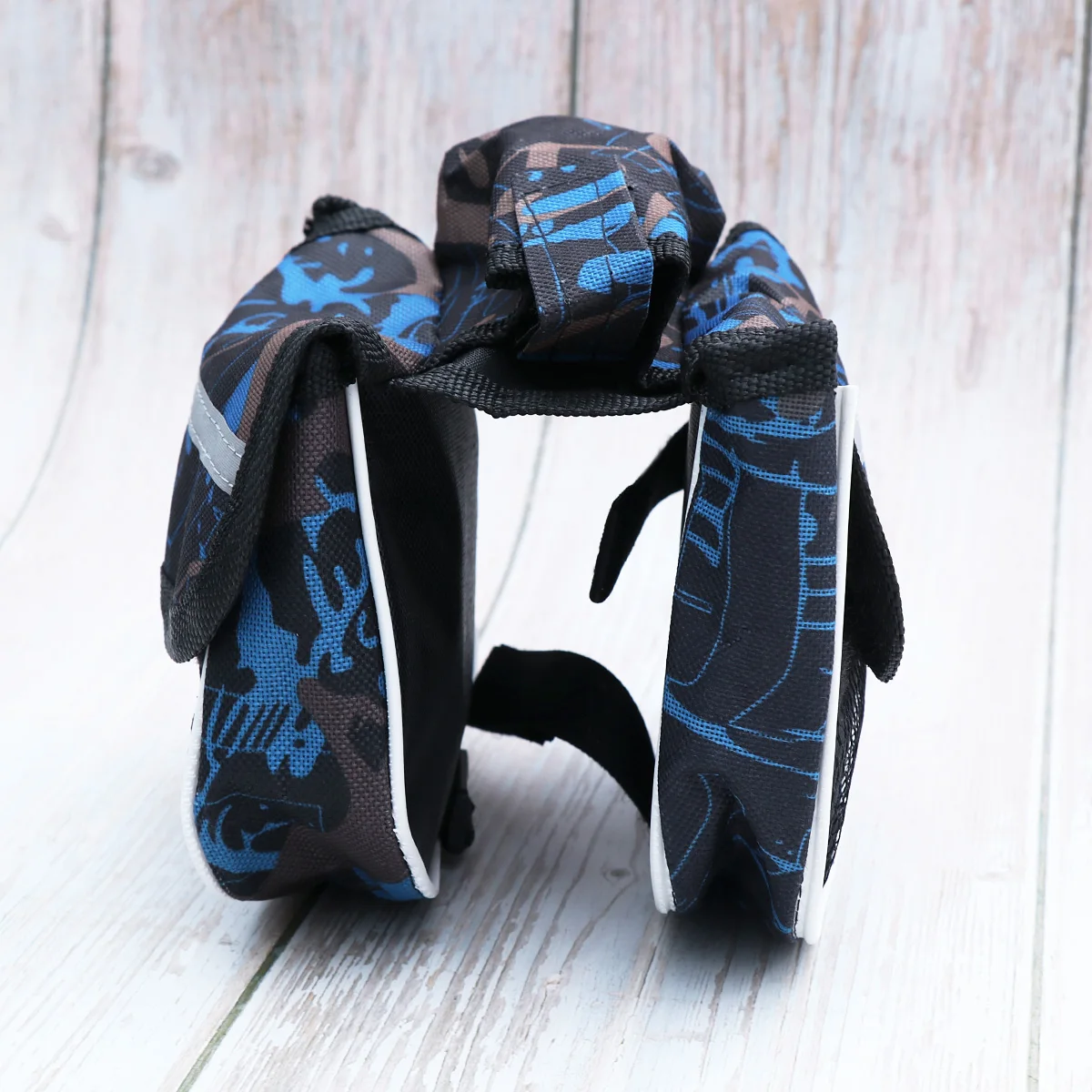 Bike Bag H Storage Lightweight Durable Reflective Stripes Road Bike Frame Pack Non Deformable Large Capacity
Bike Bag H Storage Lightweight Durable Reflective Stripes Road Bike Frame Pack Non Deformable Large Capacity