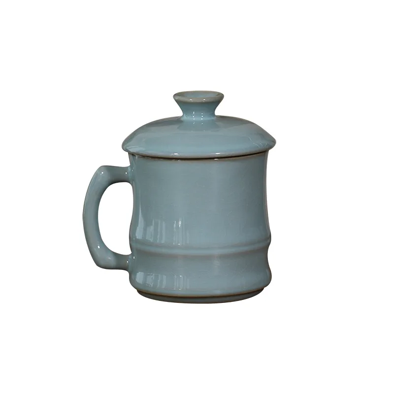 Bamboo joint with handle cover cup, water cup meeting, azure ceramic.
Bamboo joint with handle cover cup, water cup meeting, azure ceramic.