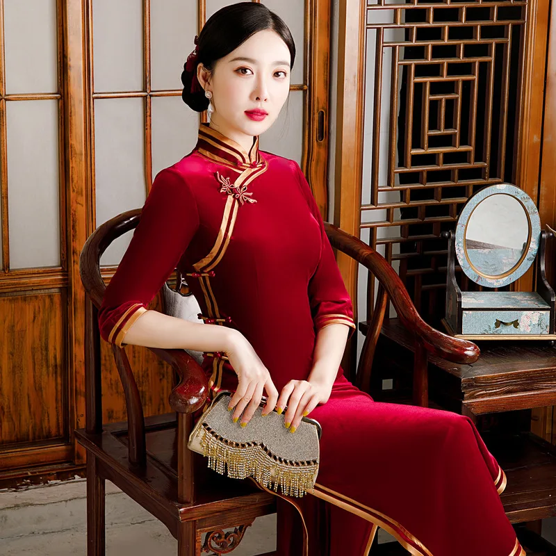 New Improved Golden Velvet Cheongsam Dress Chinese Traditional Qipao Women Dress Vintage Modern Elegant Party Evening Dress
New Improved Golden Velvet Cheongsam Dress Chinese Traditional Qipao Women Dress Vintage Modern Elegant Party Evening Dress