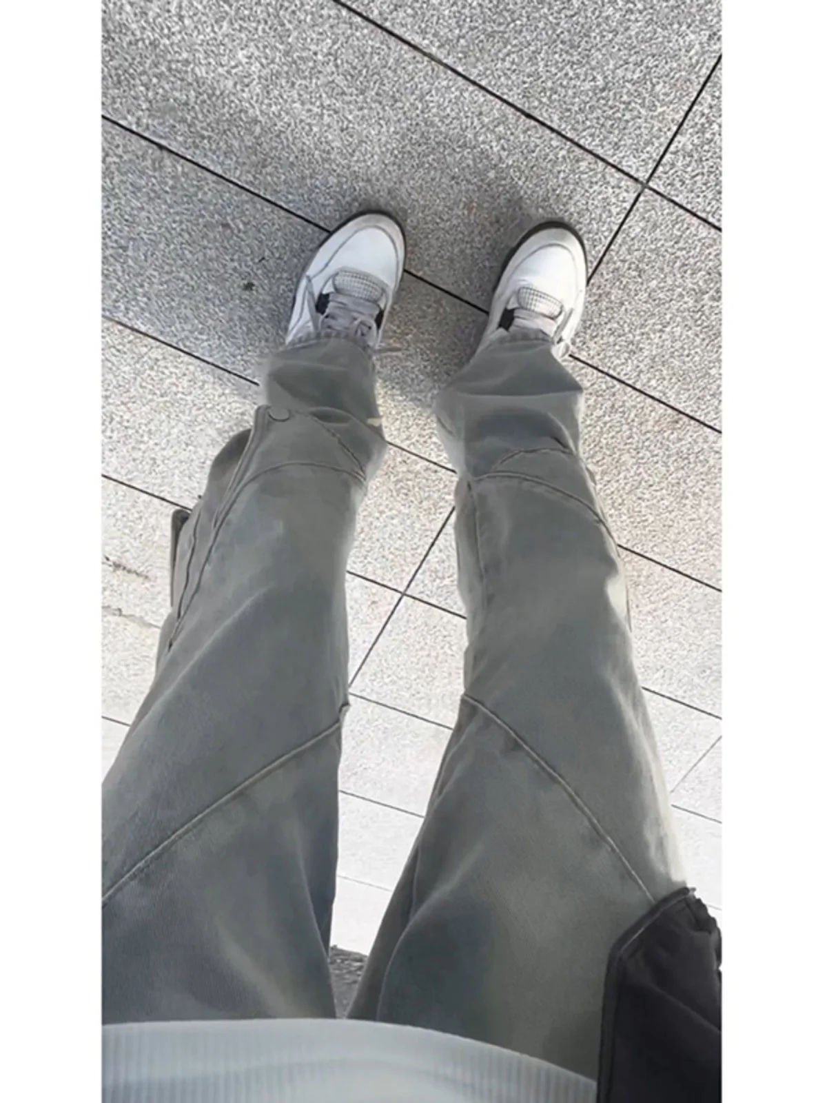 Retro Blue Men's Jeans Mid-Waist Bell Bot Youth Trend Winter Wear Resistant Straight Leg Trousers American Sle
Retro Blue Men's Jeans Mid-Waist Bell Bot Youth Trend Winter Wear Resistant Straight Leg Trousers American Sle
