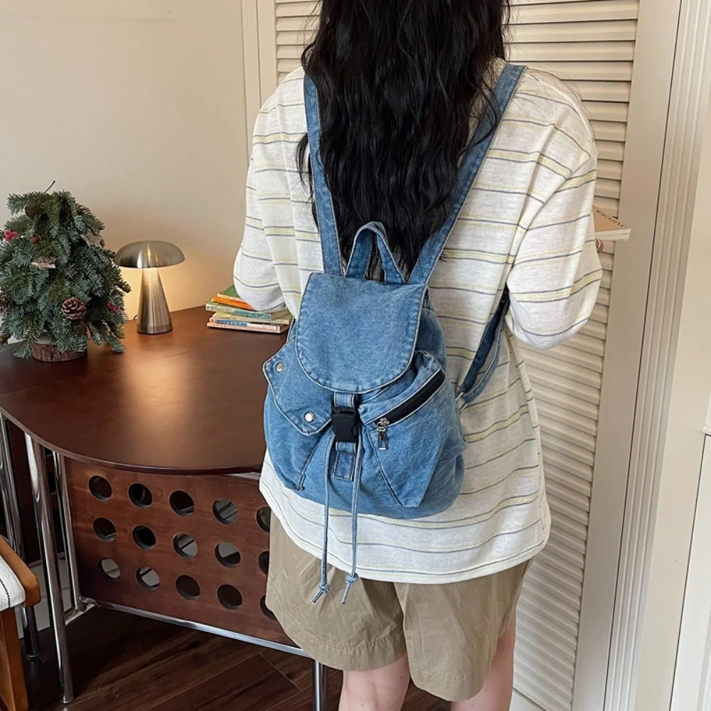 Casual Blue Denim Mini Backpack,Drawstring Closure Daypack with Side Pocket,Suitable for Daily Commute,Dating and Short Trips
Casual Blue Denim Mini Backpack,Drawstring Closure Daypack with Side Pocket,Suitable for Daily Commute,Dating and Short Trips