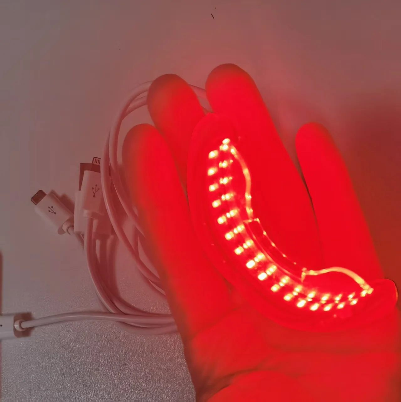 Swollen gums relieve toothache Laser light periodontitis treatment Cure worms Antibacterial mouth laser braces
Swollen gums relieve toothache Laser light periodontitis treatment Cure worms Antibacterial mouth laser braces