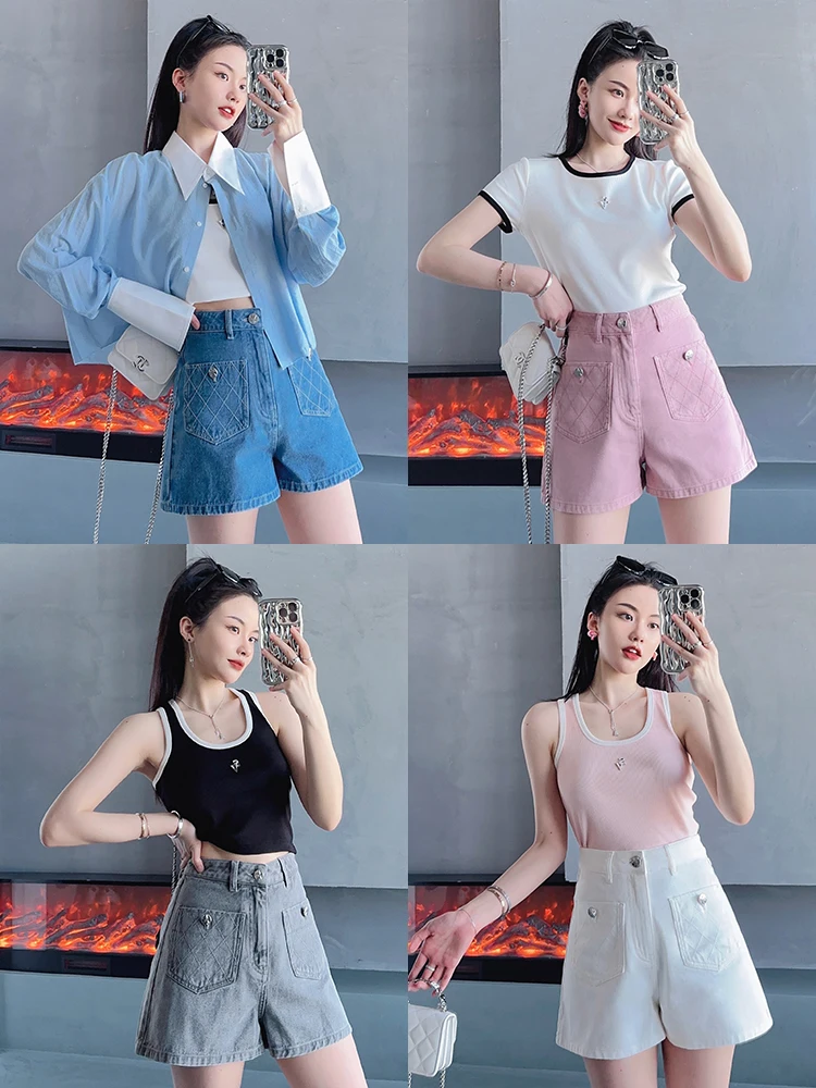 High Waist Wide A-Line Denim Shorts SVLI Summer Collection Straight Leg Pants Diamond Patterned Symmetrical Retro American Style
High Waist Wide A-Line Denim Shorts SVLI Summer Collection Straight Leg Pants Diamond Patterned Symmetrical Retro American Style