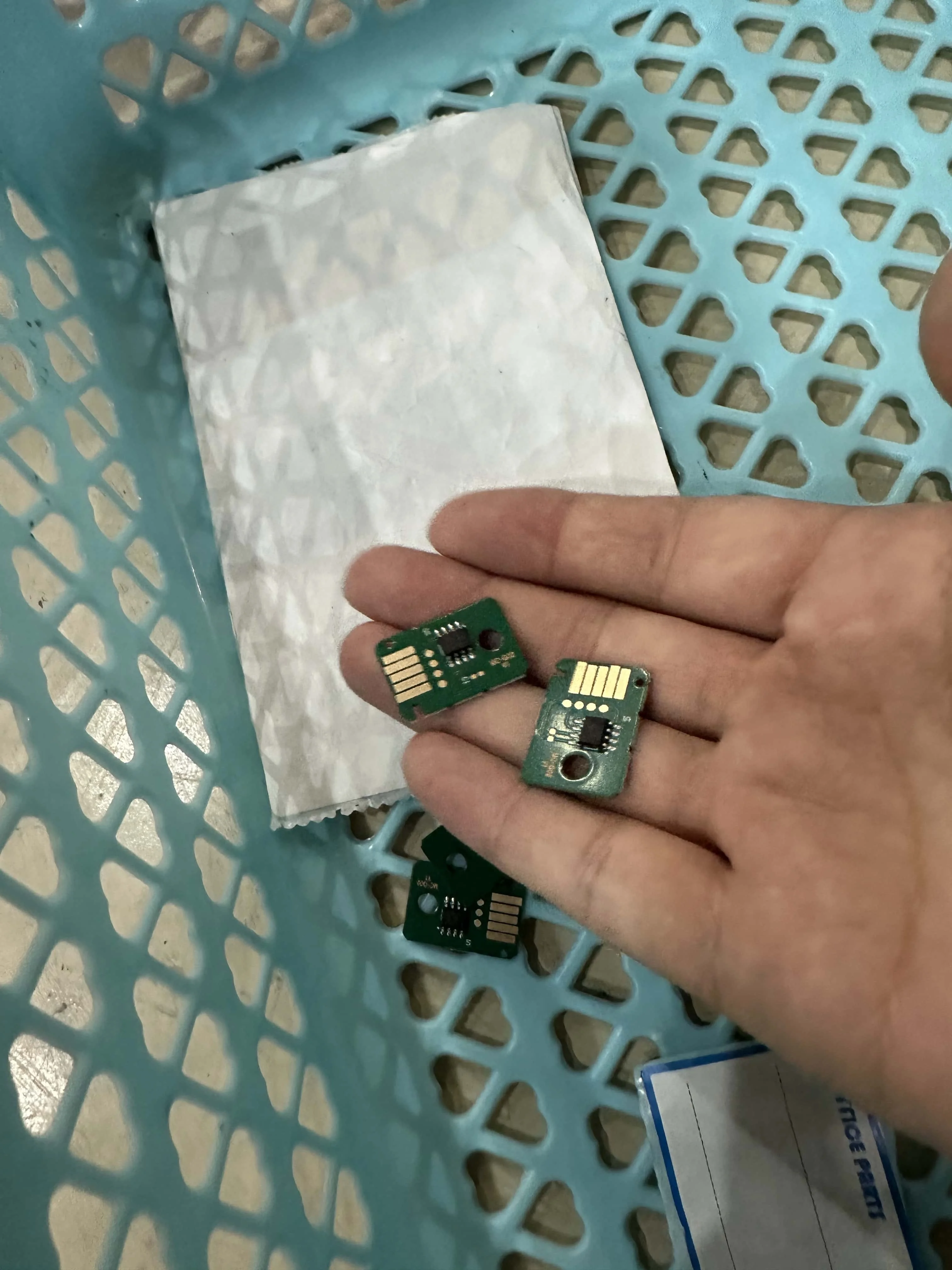 10pcs for CANON G1020 G2020 G3020 G3060 G1220 G2160 G2260 G3160 G3260 G540 G550 G570 G620 G640 MC-G02 Ink Maintenance Tank Chip
10pcs for CANON G1020 G2020 G3020 G3060 G1220 G2160 G2260 G3160 G3260 G540 G550 G570 G620 G640 MC-G02 Ink Maintenance Tank Chip