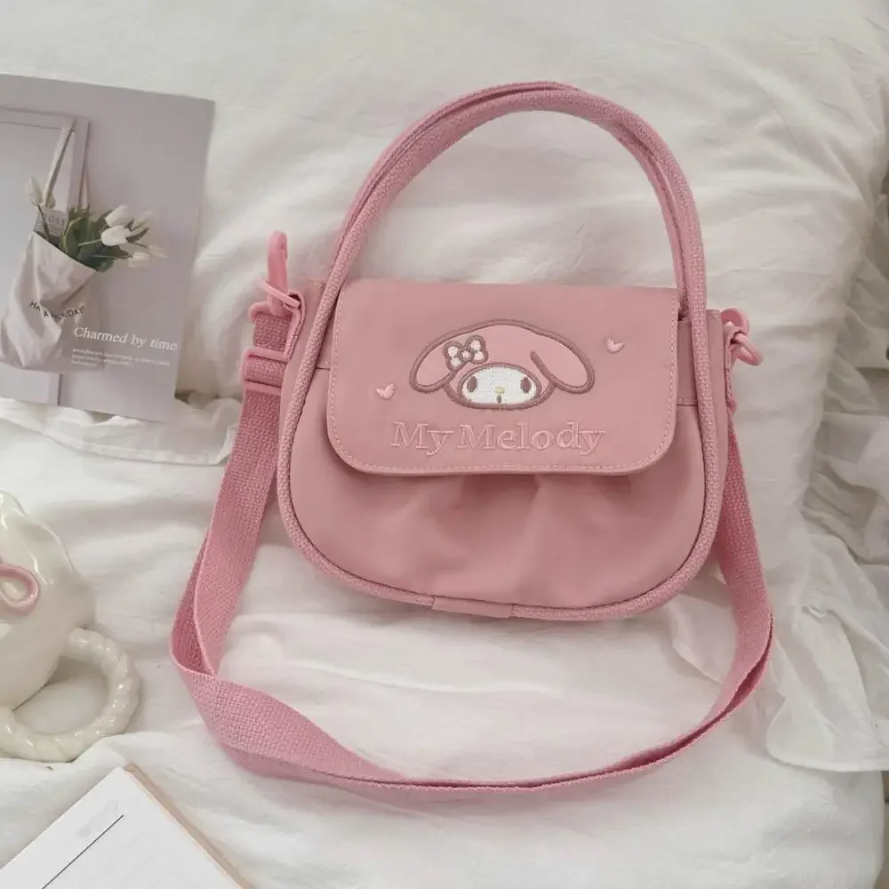 Сумка через плечо Hello Kitty Kuromi Cinnamoroll, универсальная ручная мини-сумка на одно плечо для девочек с вышивкой, сумки для женщин
Сумка через плечо Hello Kitty Kuromi Cinnamoroll, универсальная ручная мини-сумка на одно плечо для девочек с вышивкой, сумки для женщин