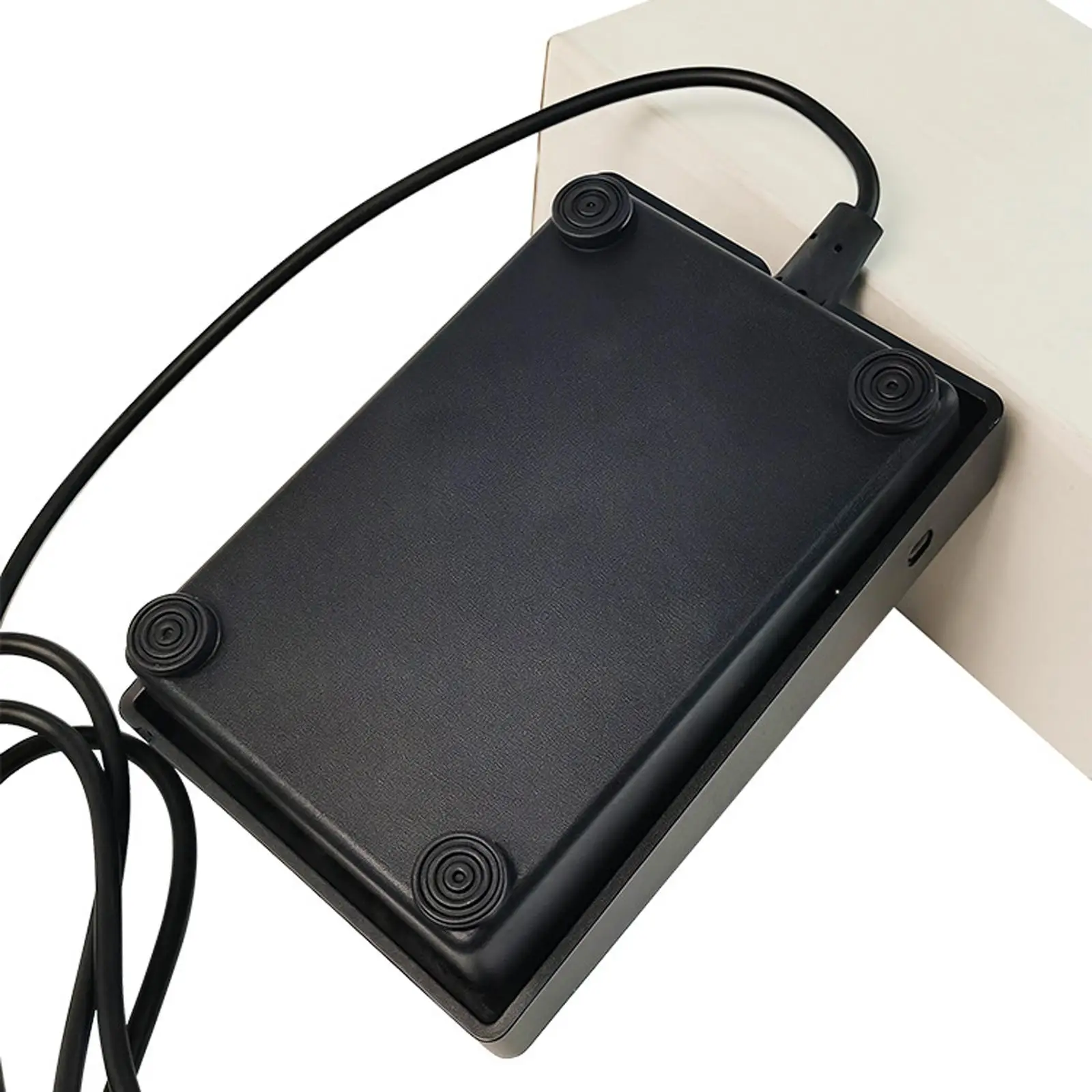 Compact 3.5mm Plug Sustain Pedal Electronic Keyboard Damper Musical Instrument Accessory for Digital Piano
Compact 3.5mm Plug Sustain Pedal Electronic Keyboard Damper Musical Instrument Accessory for Digital Piano
