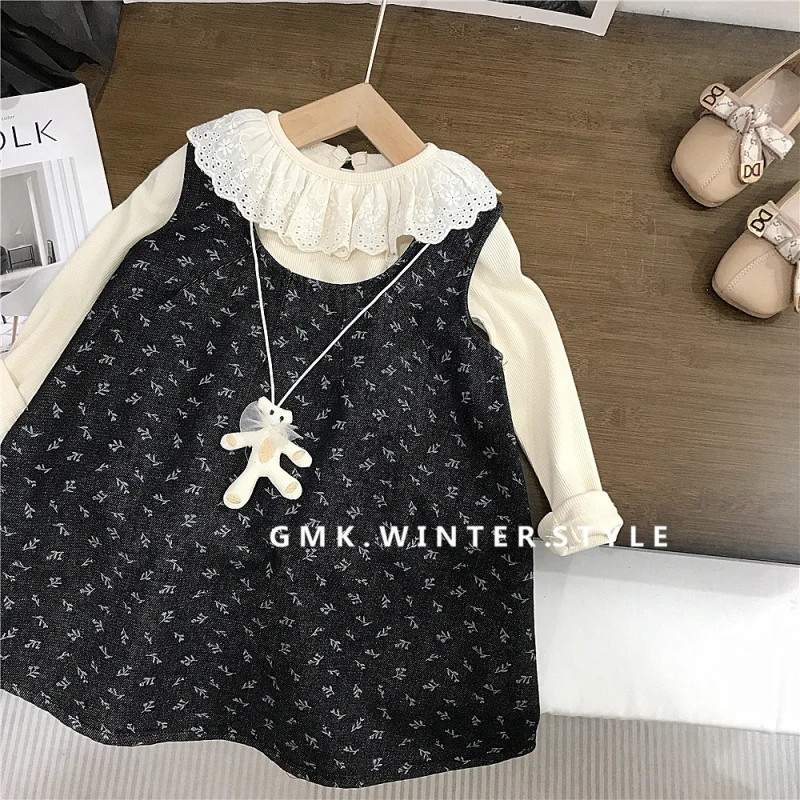 Girls' Dress Set Spring and Autumn New Style2025Baby Girl Forest Style Floral Denim Suspender Dress Two-Piece Set
Girls' Dress Set Spring and Autumn New Style2025Baby Girl Forest Style Floral Denim Suspender Dress Two-Piece Set