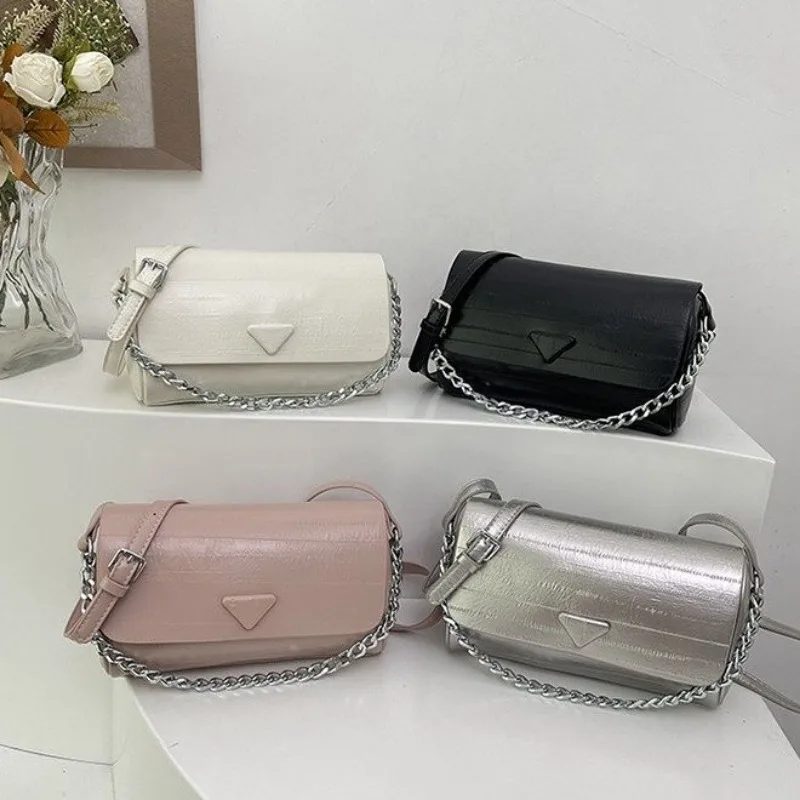 Стильная простая сумка для покупок под мышками, портативная сумка Jk, модная женская сумка во время покупок
Стильная простая сумка для покупок под мышками, портативная сумка Jk, модная женская сумка во время покупок