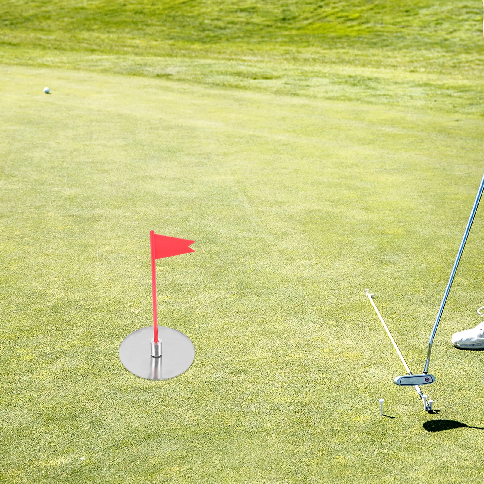 Portable Golf Putting Cup Hole Flag Metal Practice Stainless Steel Compact Training Aid for Men Small Golf Hole Cup Flag Golfing
Portable Golf Putting Cup Hole Flag Metal Practice Stainless Steel Compact Training Aid for Men Small Golf Hole Cup Flag Golfing
