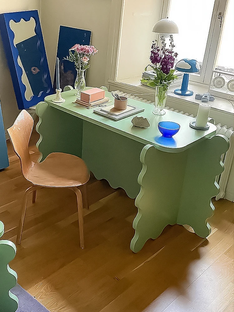 Petal Table Household Dining Table Small Apartment Desk Nordic Simple Long Table
Petal Table Household Dining Table Small Apartment Desk Nordic Simple Long Table