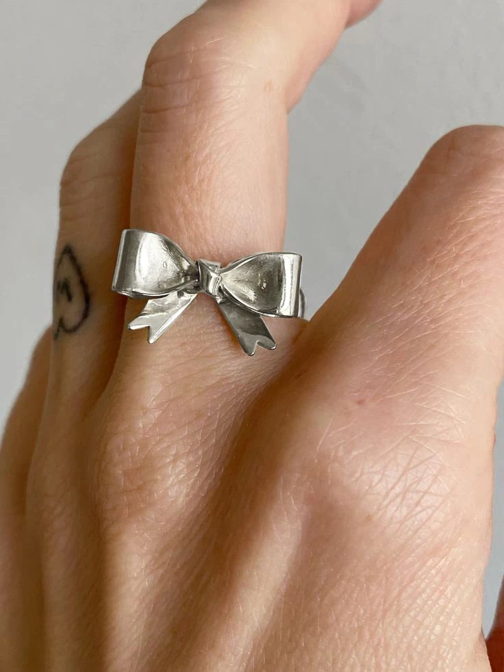 1pc Fashion Bow Simple KC Gold Copper Silver Color Ring Women Party Daily Gift Adjustable
1pc Fashion Bow Simple KC Gold Copper Silver Color Ring Women Party Daily Gift Adjustable