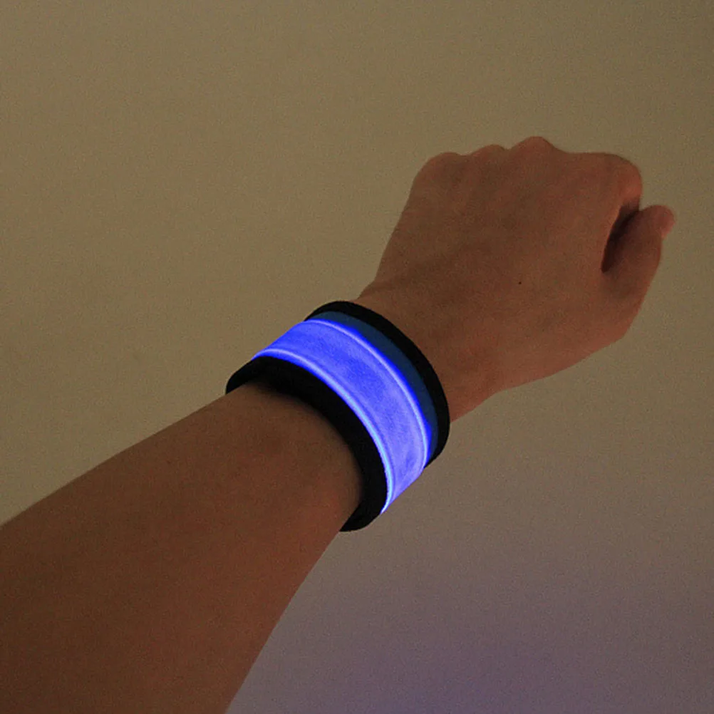 7pcs Glow Bracelet Wristbands Luminous Adjustable for Party Concerts Night Running Safety Camping Fluorescent 
7pcs Glow Bracelet Wristbands Luminous Adjustable for Party Concerts Night Running Safety Camping Fluorescent