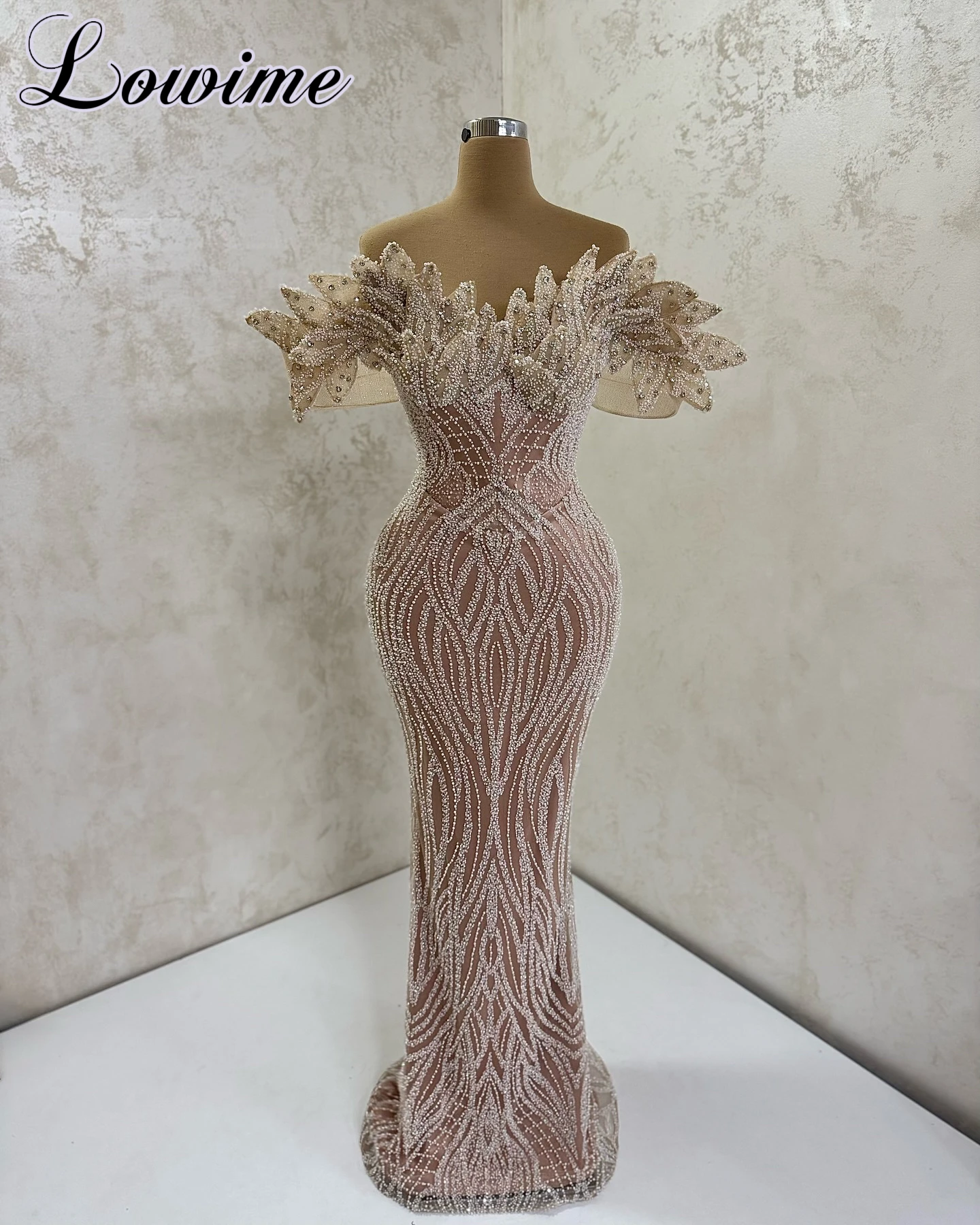 Champagne Simple Prom Dresses Mermaid Off Shoulder Vintage Evening Gowns Wedding Party Dresses For Women Robe Femme Customized
Champagne Simple Prom Dresses Mermaid Off Shoulder Vintage Evening Gowns Wedding Party Dresses For Women Robe Femme Customized