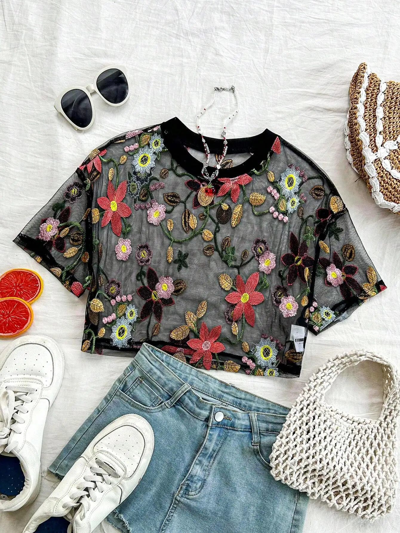 Floral Embroidery Sheer Crop Top Women Loose Short Sleeve Round Neck Casual Summer
Floral Embroidery Sheer Crop Top Women Loose Short Sleeve Round Neck Casual Summer