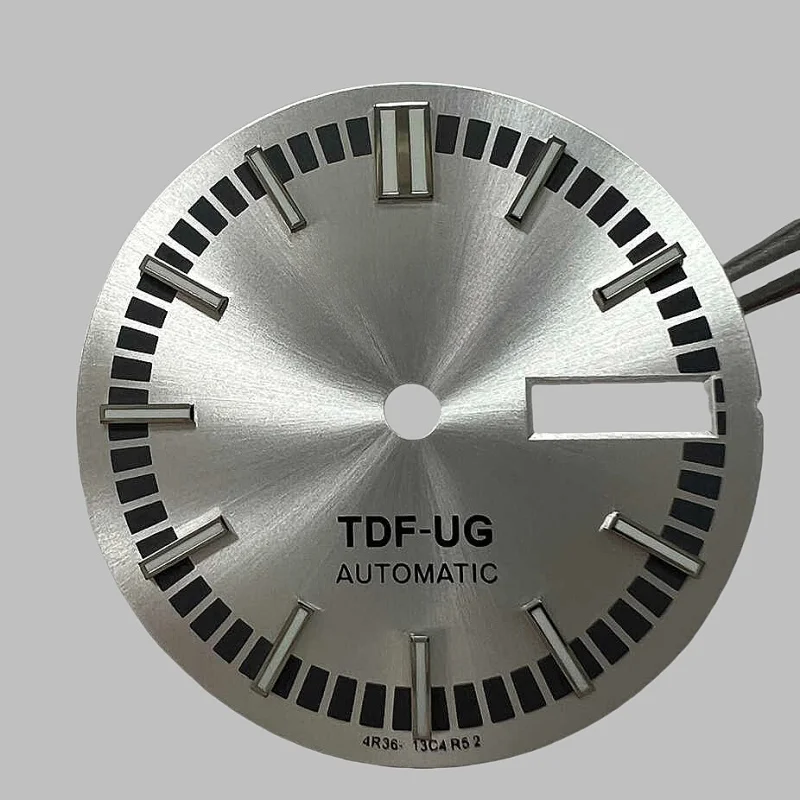 Watch Accessories 28.5mm NH36 Dial Sunburst Studded Dial Black White Green Luminous for NH36 Movement
Watch Accessories 28.5mm NH36 Dial Sunburst Studded Dial Black White Green Luminous for NH36 Movement