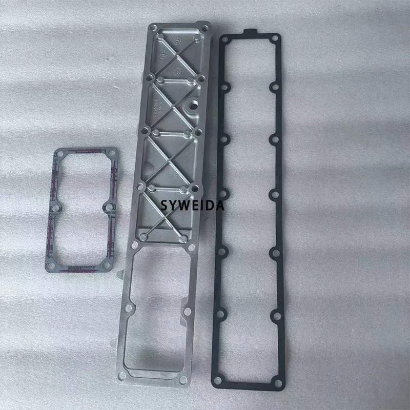 Крышка впускного коллектора для двигателей Cummins ISB6.7 QSB6.7, запчасть 3864483
Крышка впускного коллектора для двигателей Cummins ISB6.7 QSB6.7, запчасть 3864483