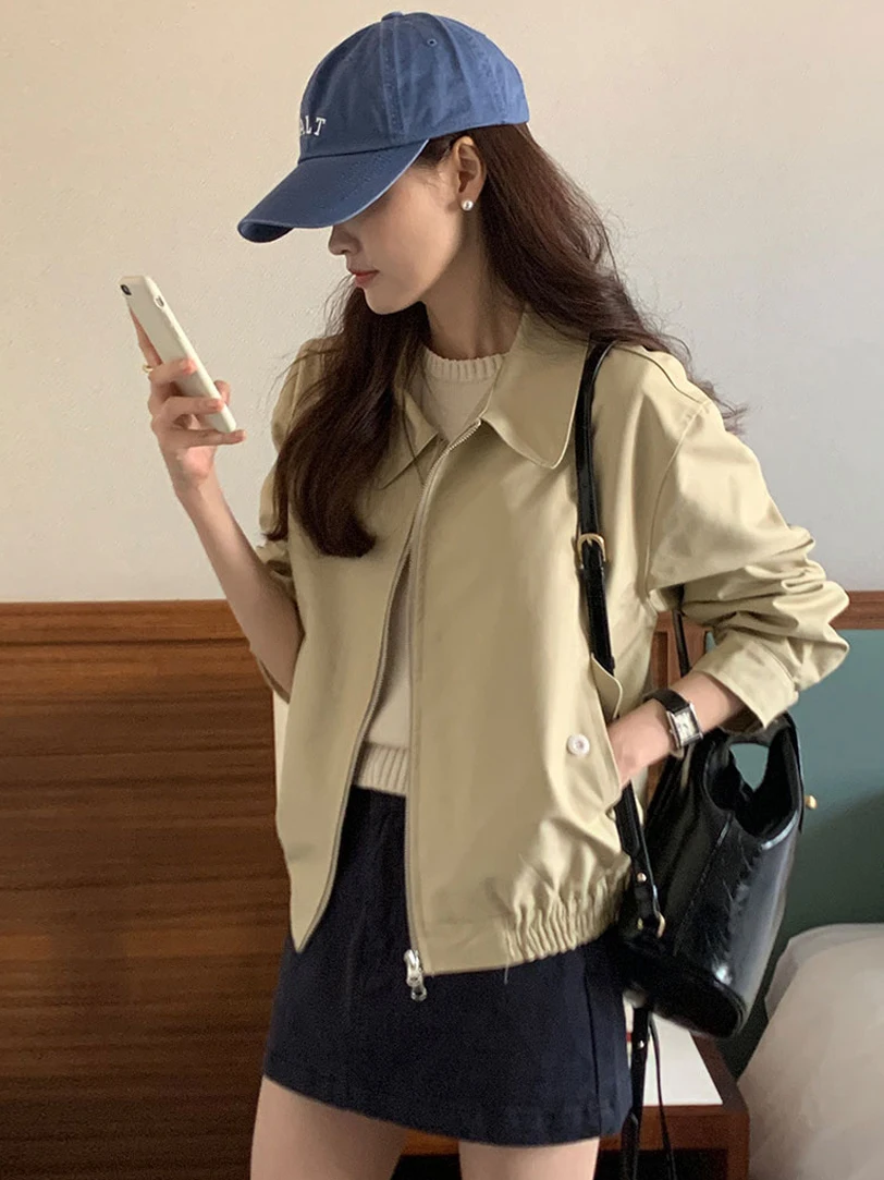 ort Casual Korean Sle Women's Jaet Coat Flip Collar Design Workwear Top for Autumn Winter Faion Leisure Outerwear
ort Casual Korean Sle Women's Jaet Coat Flip Collar Design Workwear Top for Autumn Winter Faion Leisure Outerwear