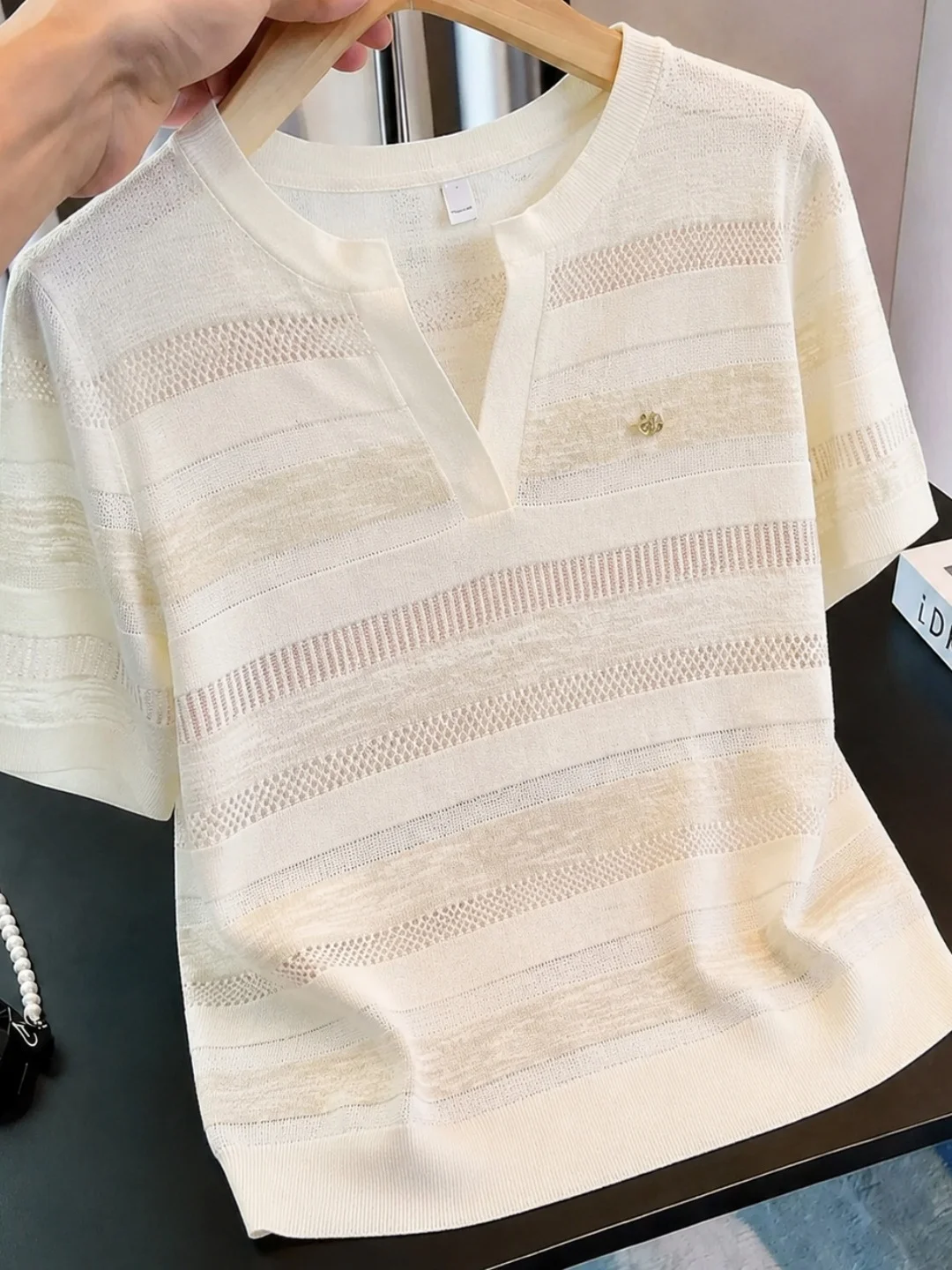 Elegant Hollow out Slimming Ice Silk Knitted Top Short Sleeve Lazy Style Versatile Fashionable Summer Shirt Korean Style Stra...
Elegant Hollow out Slimming Ice Silk Knitted Top Short Sleeve Lazy Style Versatile Fashionable Summer Shirt Korean Style Stra...