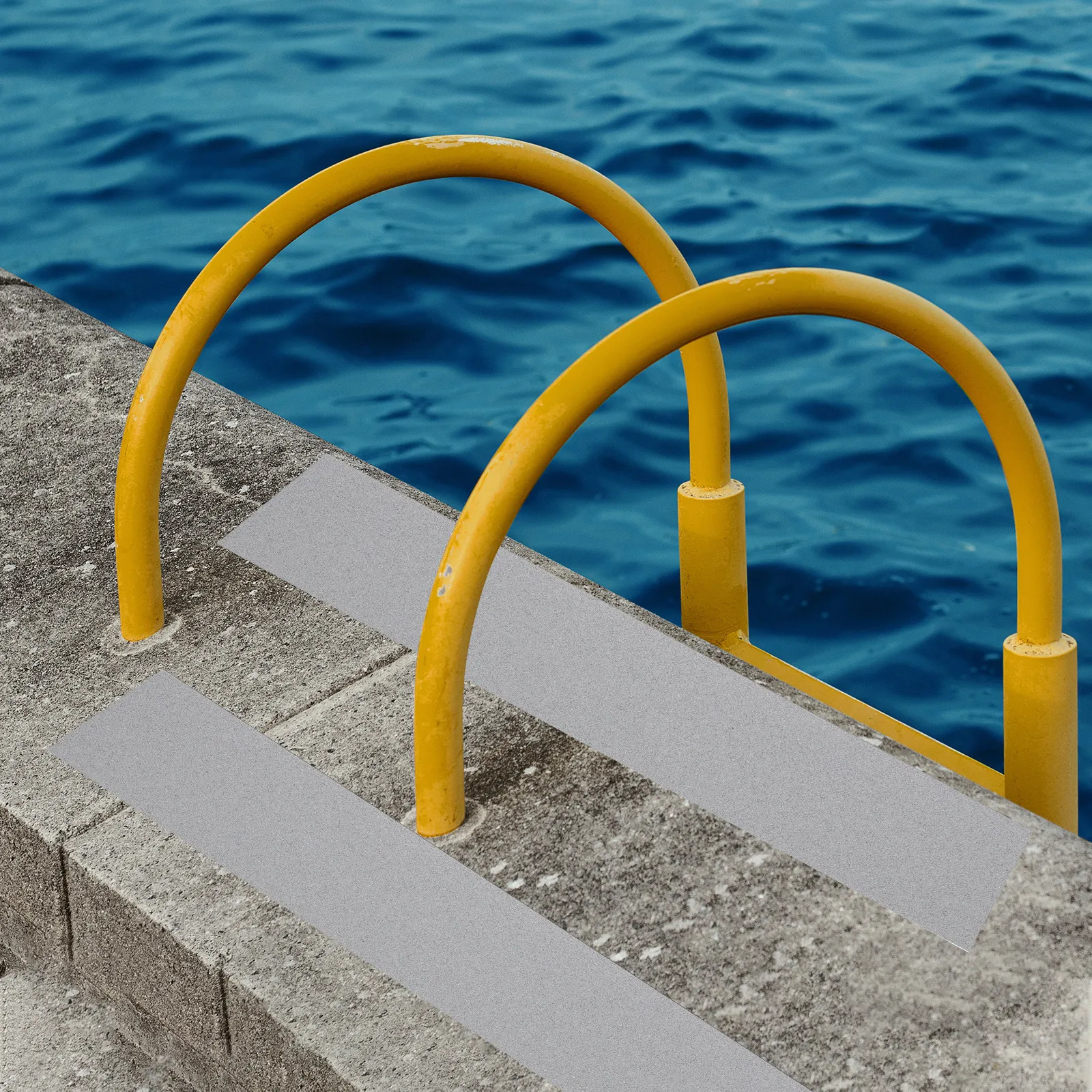 Рулонная S-образная противоскользящая лента для ванной комнаты, высококачественная, многоразовая, из ПЭВА, водонепроницаемая, маслостойкая, износостойкая, для пола, душа, лестниц
Рулонная S-образная противоскользящая лента для ванной комнаты, высококачественная, многоразовая, из ПЭВА, водонепроницаемая, маслостойкая, износостойкая, для пола, душа, лестниц