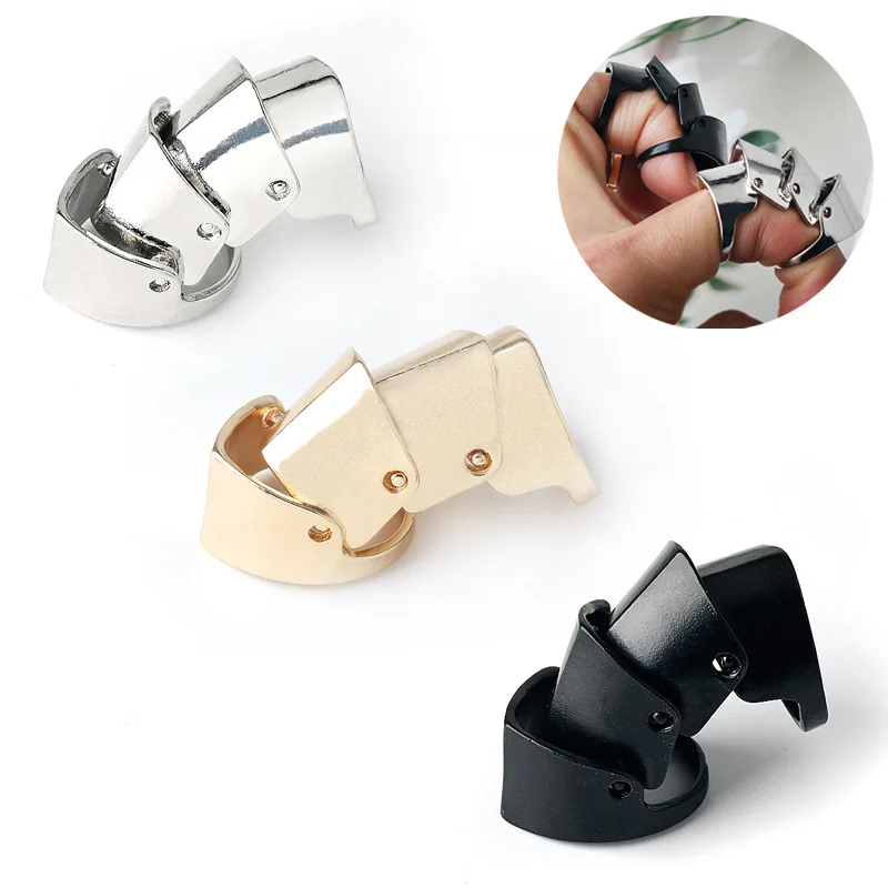 New Multi-Layer Alloy Joint Rings Personali Exaggerated Linked Ring Finger Accory Geometric Sle for Men And Women
New Multi-Layer Alloy Joint Rings Personali Exaggerated Linked Ring Finger Accory Geometric Sle for Men And Women