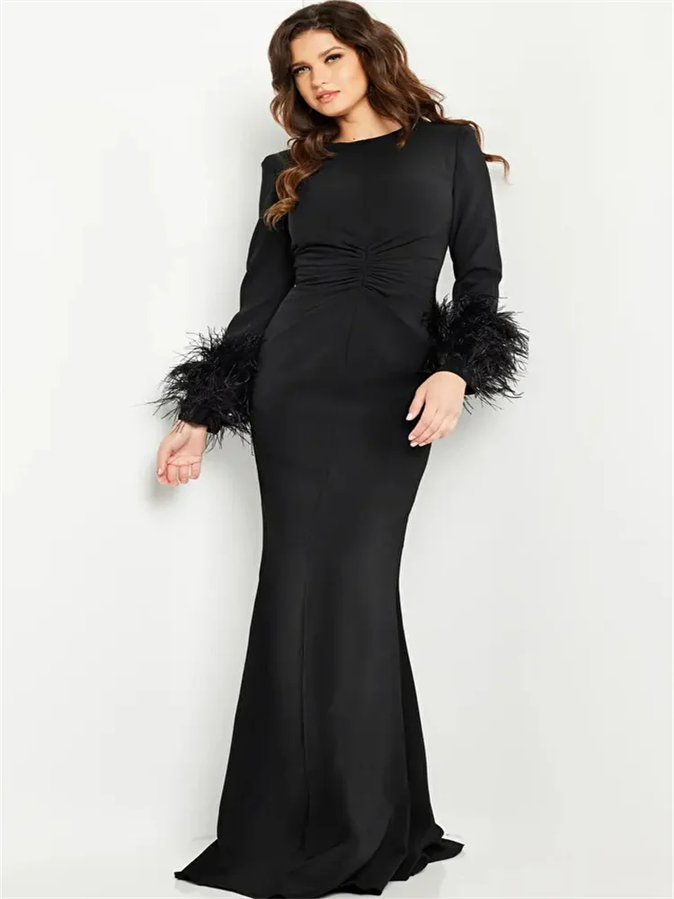 New Product Round Neckline Long Sleeves With Feathers Satin Sheath Evening Dress Zipper Back Sweep Train Gown For Women 2024
New Product Round Neckline Long Sleeves With Feathers Satin Sheath Evening Dress Zipper Back Sweep Train Gown For Women 2024