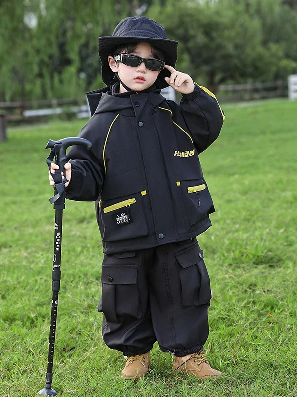 Thiened Bla Hooded Jaet for Boys Inner Cotton Winter Coat Youth Faion Anti-Wind And Warm Stand Fit Zipper Closure
Thiened Bla Hooded Jaet for Boys Inner Cotton Winter Coat Youth Faion Anti-Wind And Warm Stand Fit Zipper Closure