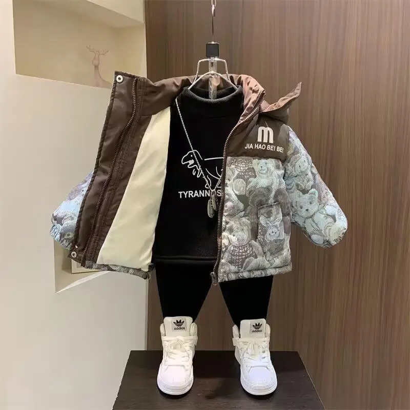 Boys Winter Coat Bear Print Cotton Coat New Handsome Children's Fleece Coat Winter Thick Warm Baby Plus Velvet Cotton Hooded
Boys Winter Coat Bear Print Cotton Coat New Handsome Children's Fleece Coat Winter Thick Warm Baby Plus Velvet Cotton Hooded
