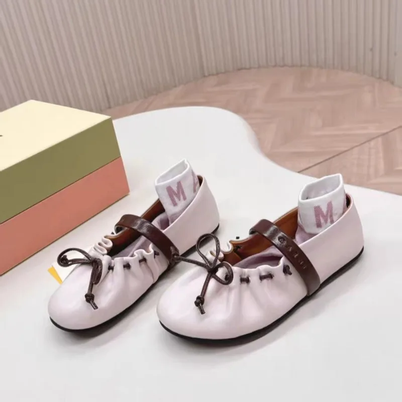 Retro Womens Mary Jane Shoes Exquisite Soft Leather Casual Shoes for Woman Fashion Ballet Flat Shoe Designer Shoes Zapatos Mujer
Retro Womens Mary Jane Shoes Exquisite Soft Leather Casual Shoes for Woman Fashion Ballet Flat Shoe Designer Shoes Zapatos Mujer