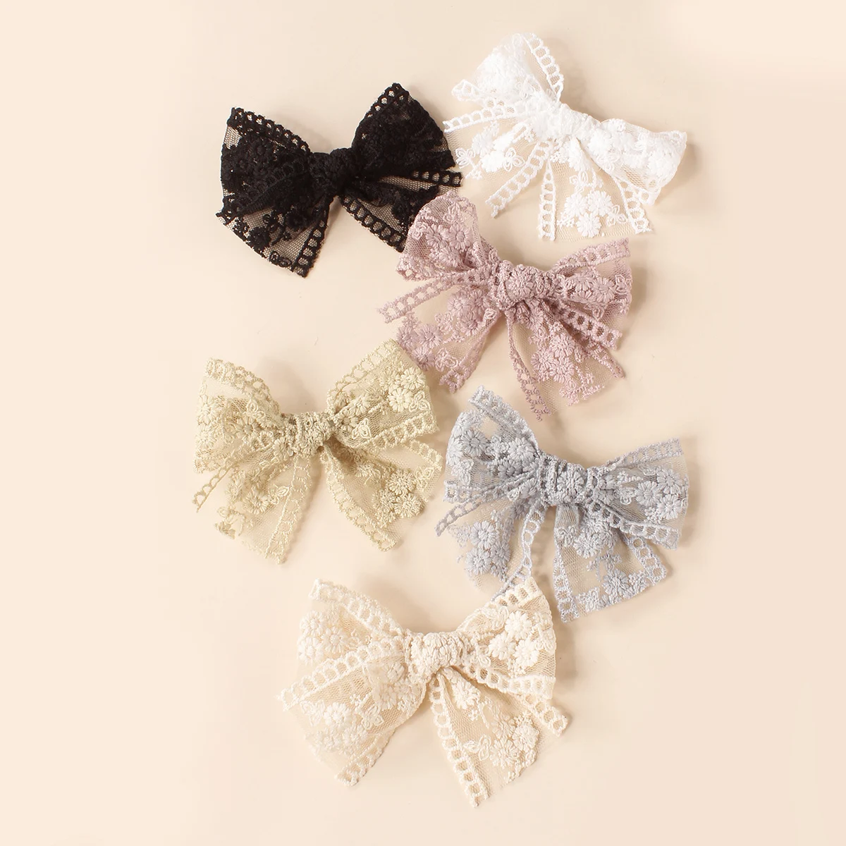 36 PCS/Lot, New Baby Girls Lace Embroidery Bow Hair Clip Handtied Lace Bow Headband Fashion Headwear Baby Hair Accessories
36 PCS/Lot, New Baby Girls Lace Embroidery Bow Hair Clip Handtied Lace Bow Headband Fashion Headwear Baby Hair Accessories