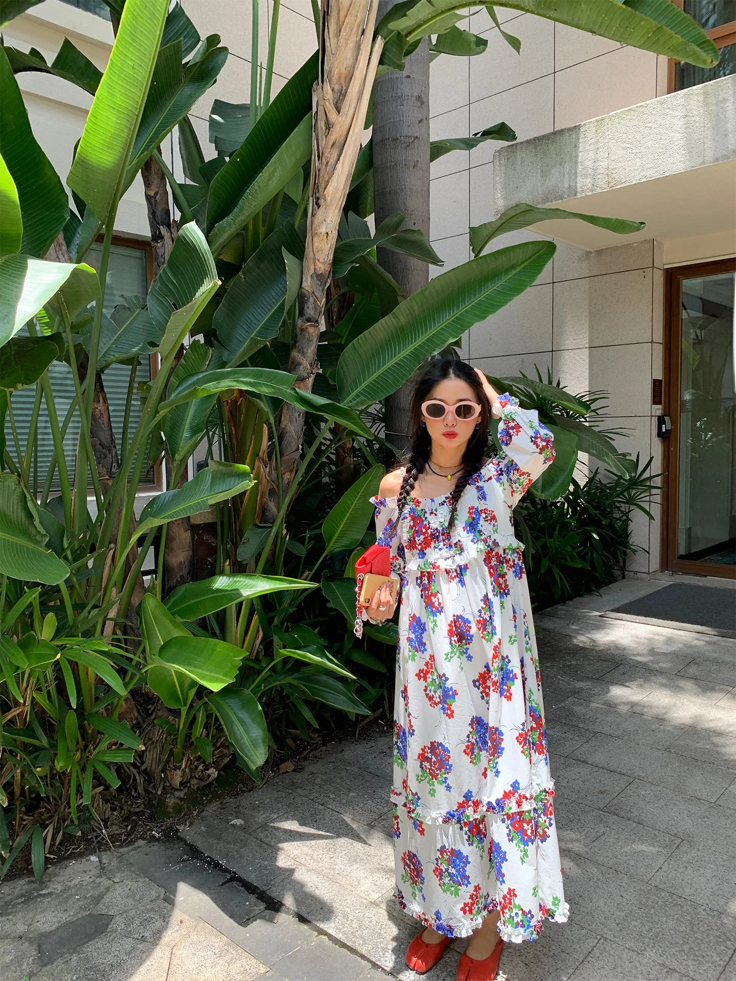 Floral Print Long Sleeve Dress Women's Early Autumn Loose Fit One Shoulder Design Casual Cotton Gown Travel Friendly Style
Floral Print Long Sleeve Dress Women's Early Autumn Loose Fit One Shoulder Design Casual Cotton Gown Travel Friendly Style