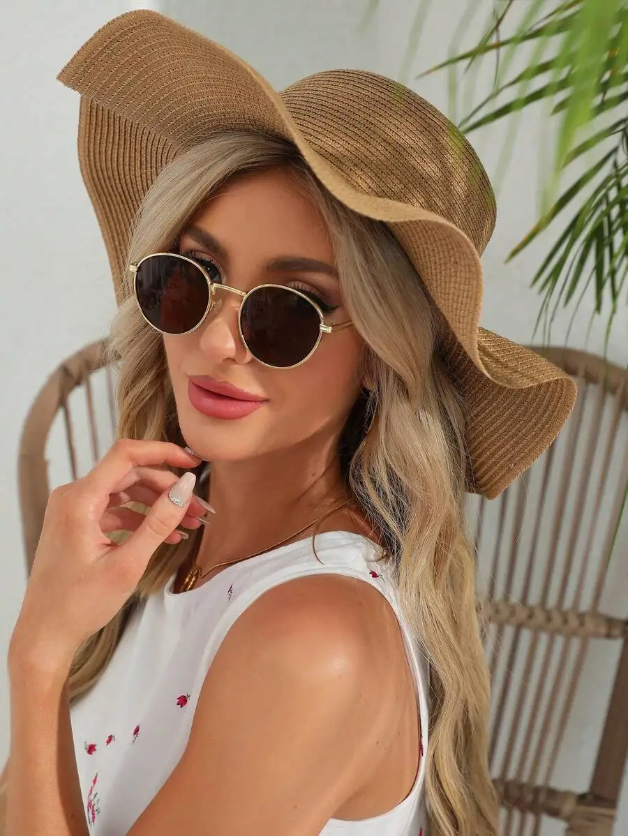Womens Large Wavy Brim Straw Hat Bohemian Summer Sun Hat
Womens Large Wavy Brim Straw Hat Bohemian Summer Sun Hat