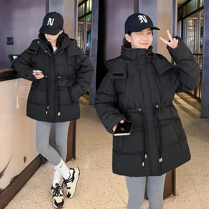 2025 New Women Hooded Cotton Coat Fashion Winter Parka Mid-Length Waist Thick warm Jacket Long-Sleeve padded clothes Female T720
2025 New Women Hooded Cotton Coat Fashion Winter Parka Mid-Length Waist Thick warm Jacket Long-Sleeve padded clothes Female T720
