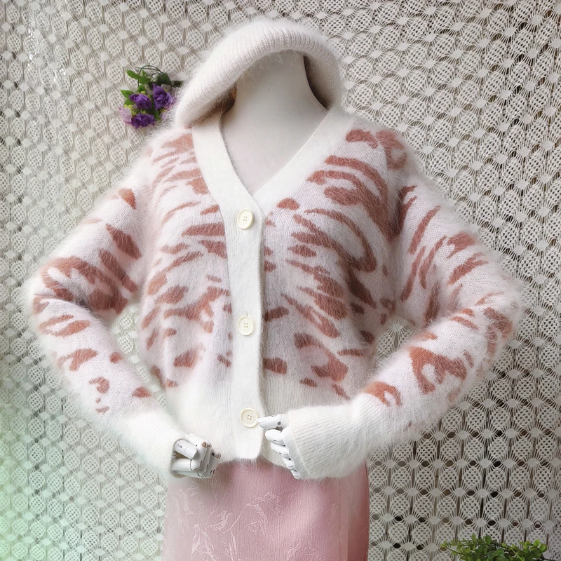 Women Mujer Autumn Winter Fashion Printing Angora Rabbit Hair Knitted Jacket V-Neck Long Sleeves Short Style Loose CaridganCoat
Women Mujer Autumn Winter Fashion Printing Angora Rabbit Hair Knitted Jacket V-Neck Long Sleeves Short Style Loose CaridganCoat