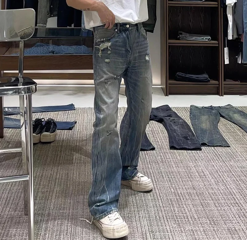 Рваные джинсы прямого кроя унисекс, свободные, класса люкс, модные повседневные брюки с завышенной талией, на молнии, антибактериальные
Рваные джинсы прямого кроя унисекс, свободные, класса люкс, модные повседневные брюки с завышенной талией, на молнии, антибактериальные