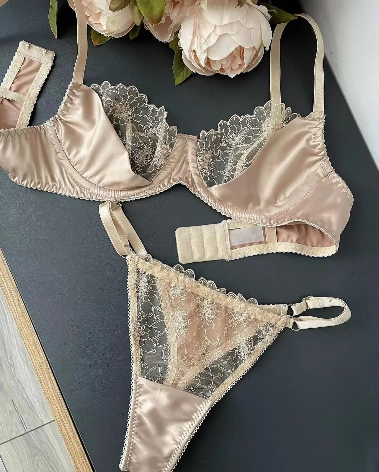 New Nude Sexy Exquisite Lingerie Set Satin Underwear Uncensored Fancy Embroidery Outfit Silk Slip Lace Bra 2 Piece Set Outfit
New Nude Sexy Exquisite Lingerie Set Satin Underwear Uncensored Fancy Embroidery Outfit Silk Slip Lace Bra 2 Piece Set Outfit