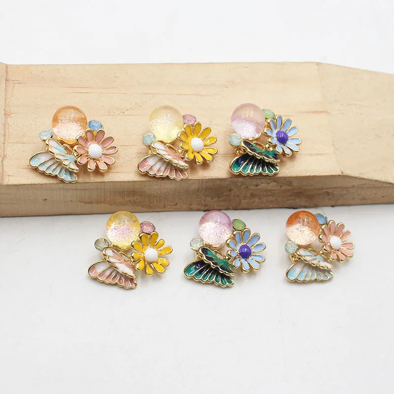 10 шт., декоративные пуговицы в виде бабочек, 15 х20 мм
10 шт., декоративные пуговицы в виде бабочек, 15 х20 мм