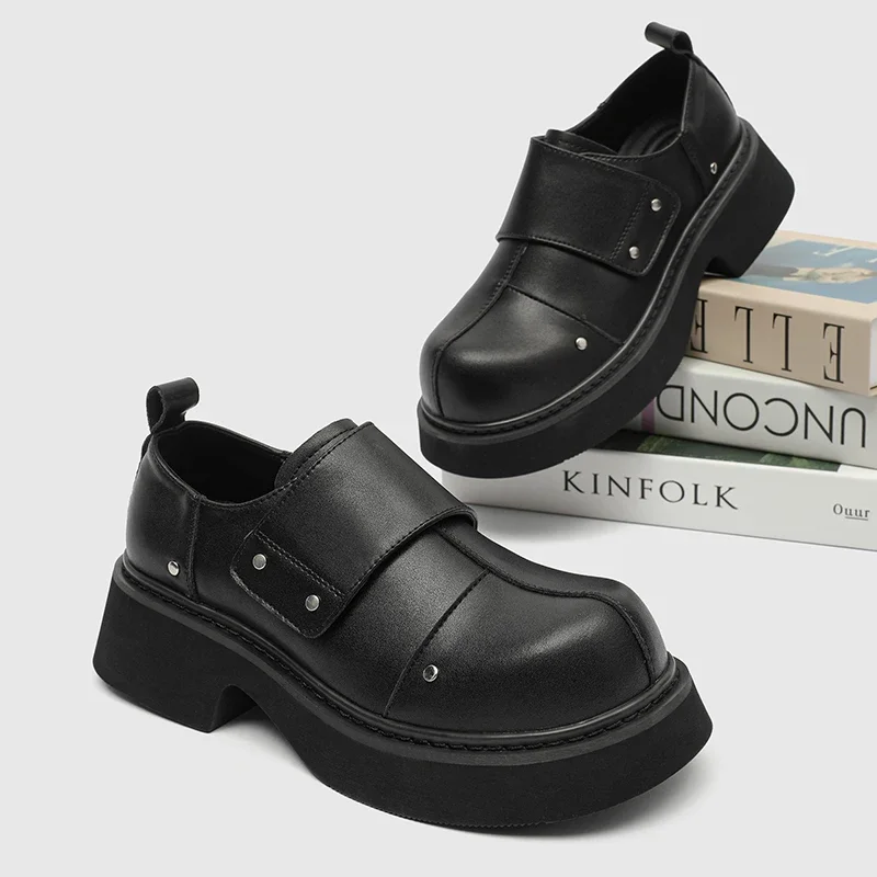 Leather Shoes for Man Fashionable Designer Luxury Men Dress Shoes Thick Soled Height Increasing Men's Sneakers Zapatillas Hombre
Leather Shoes for Man Fashionable Designer Luxury Men Dress Shoes Thick Soled Height Increasing Men's Sneakers Zapatillas Hombre