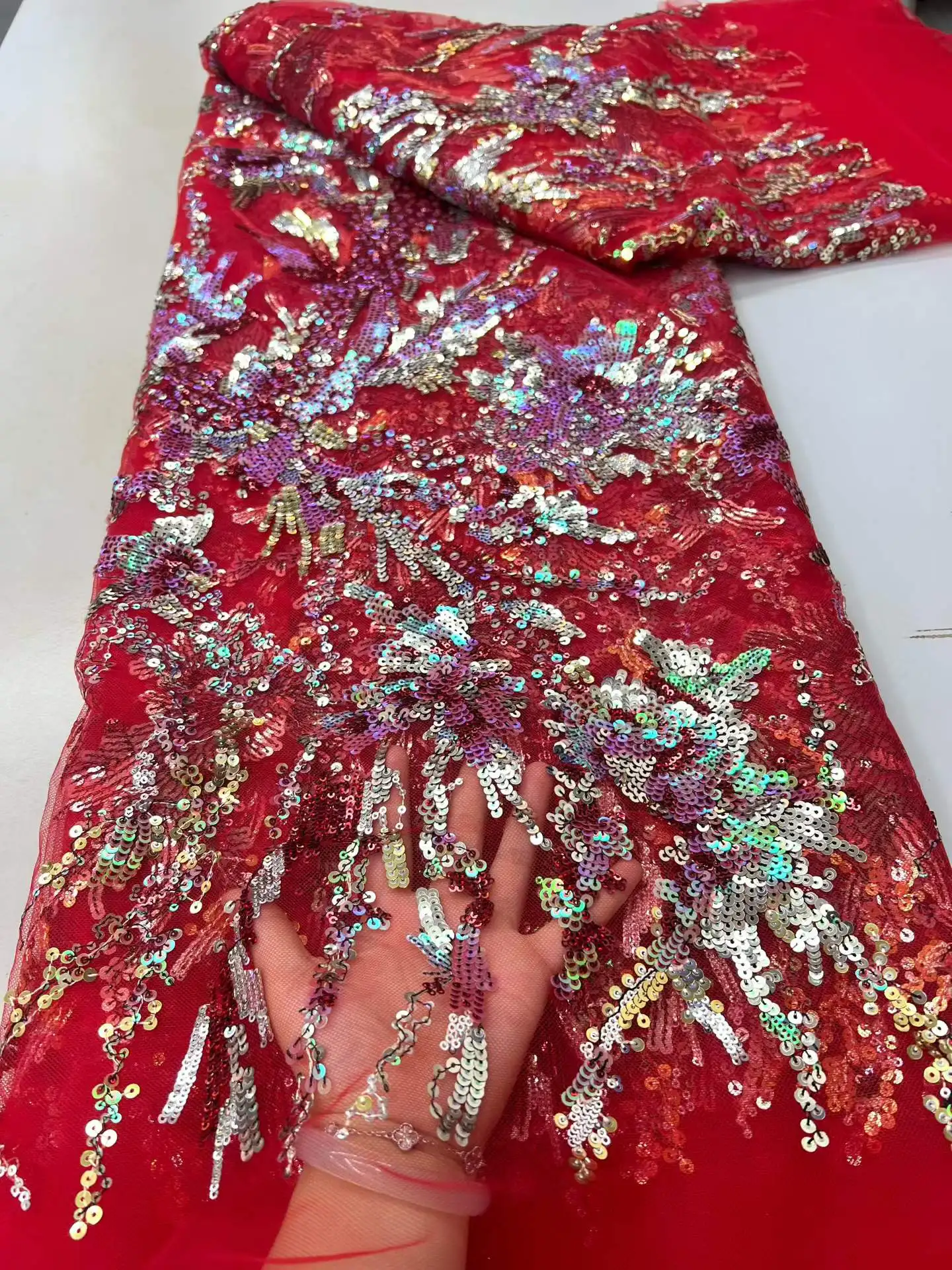 Luxury African Sequins Lace Fabric High Quality 5 Yards Embroidered Tulle French Nigerian Mesh Lace Fabric Wedding Dress
Luxury African Sequins Lace Fabric High Quality 5 Yards Embroidered Tulle French Nigerian Mesh Lace Fabric Wedding Dress