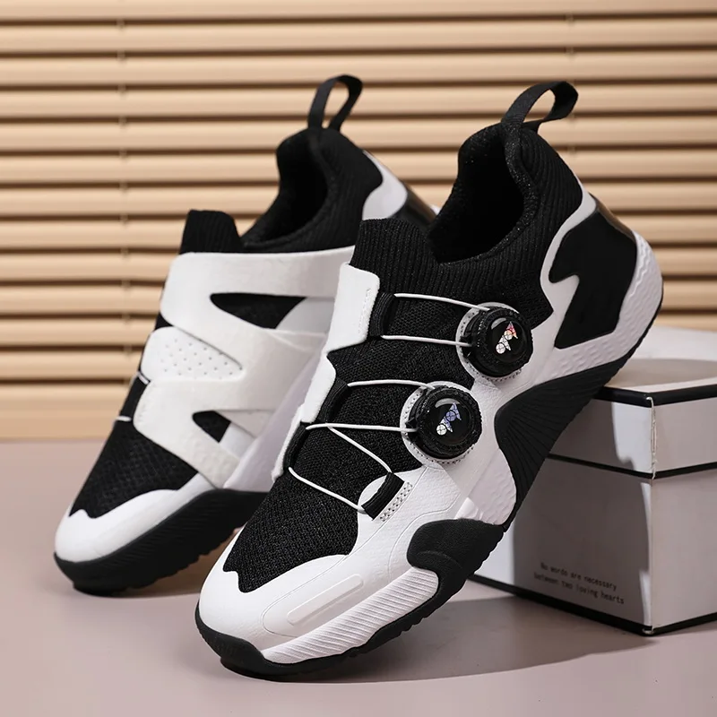 New Men's and Women's Table Tennis Shoes Badminton Shoes Fitness Training Shoes Rotating Button Anti-skid Wear-resistant
New Men's and Women's Table Tennis Shoes Badminton Shoes Fitness Training Shoes Rotating Button Anti-skid Wear-resistant
