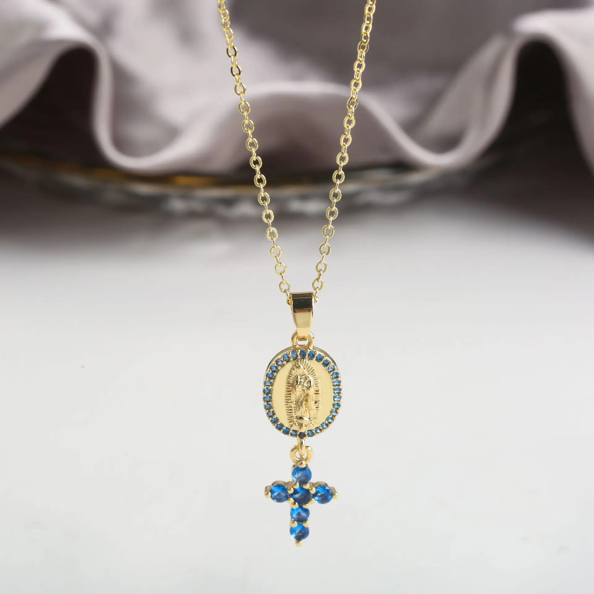 European, American, Middle Eastern Trendy Retro Color Madonna Cross Women's Copper Gold Plated Pendant Necklace
European, American, Middle Eastern Trendy Retro Color Madonna Cross Women's Copper Gold Plated Pendant Necklace