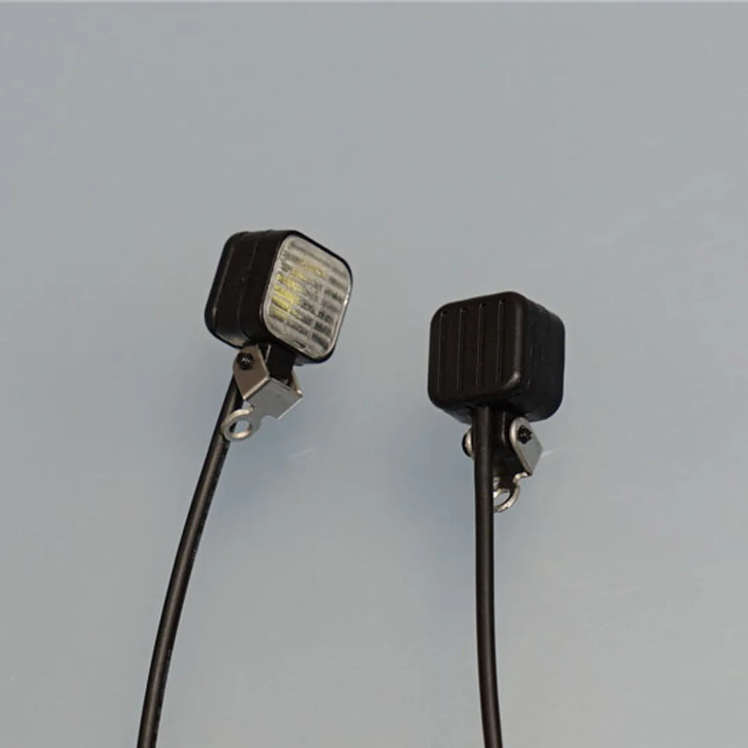 Светодиодный 2.2V-3V пастический прожектор для игрушек DIY TAMIYAYA 1/14 RC Трактор Грузовик Прицеп Гусеничный автомобиль Внедорожник Самосвал Грузовой погрузчик
Светодиодный 2.2V-3V пастический прожектор для игрушек DIY TAMIYAYA 1/14 RC Трактор Грузовик Прицеп Гусеничный автомобиль Внедорожник Самосвал Грузовой погрузчик