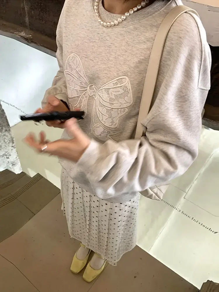 Cotton Sweet and Exquisite Embroidered Bow Spring and Autumn Round Neck Long Sleeve Hoodie Women's Clothing
Cotton Sweet and Exquisite Embroidered Bow Spring and Autumn Round Neck Long Sleeve Hoodie Women's Clothing