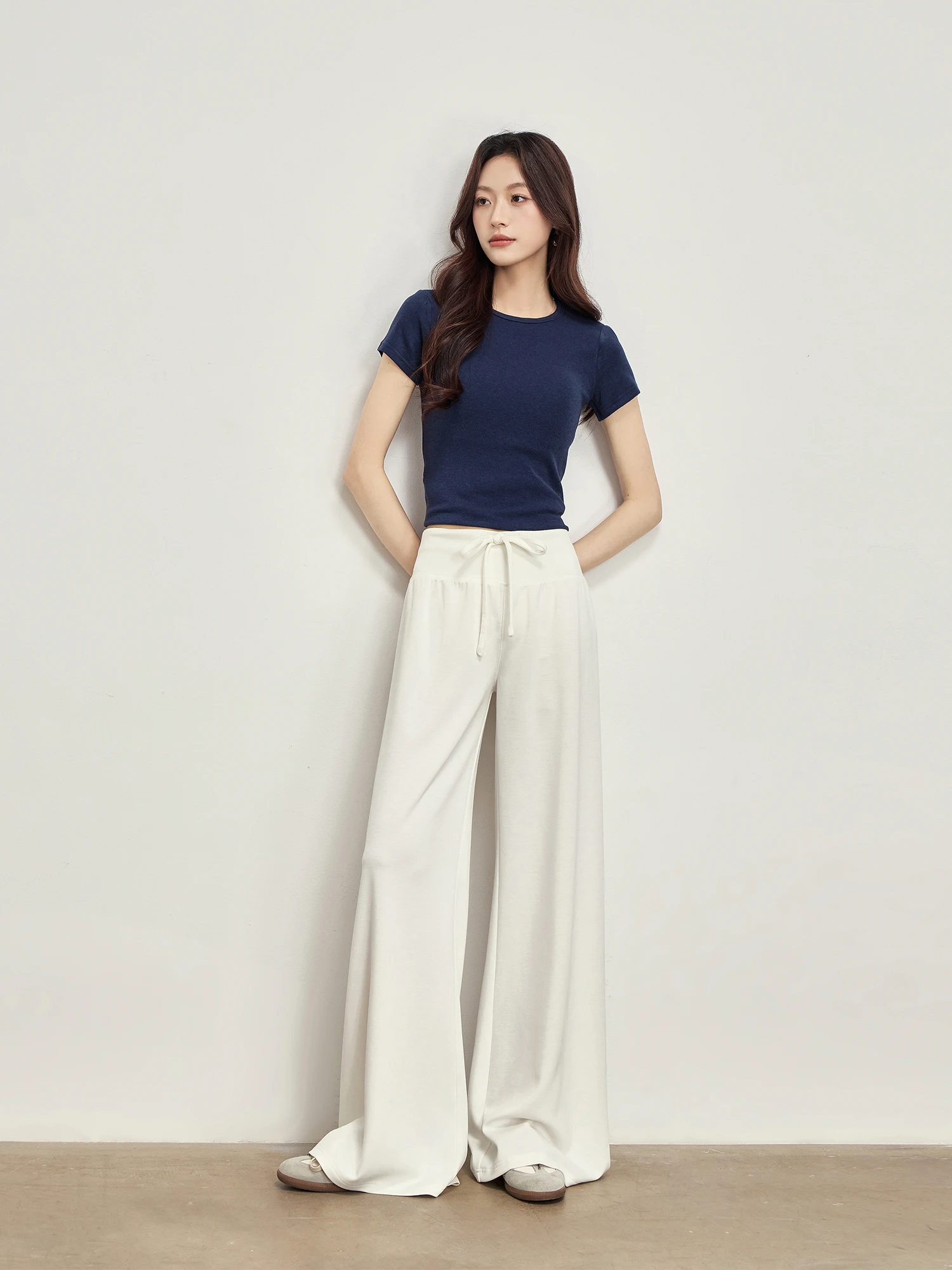 Elegant High Waist Straight Leg White Casual Pants Women's Spring Summer Thin Wide Leg Draped Feel Comfortable Fashionable
Elegant High Waist Straight Leg White Casual Pants Women's Spring Summer Thin Wide Leg Draped Feel Comfortable Fashionable